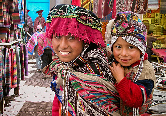 "At the market in Pisac, Peru", &copy;2003 Gary Robins