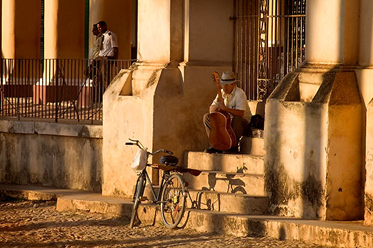 "Evening light, Trinidad de Cuba", &copy;2005 Gary Robins