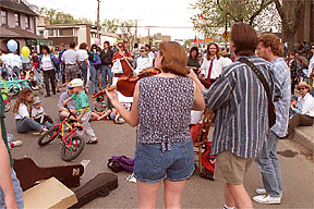 Buskers on the street at Regina's Cathedral Village Arts Festival